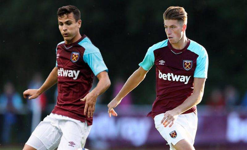 局中保持了 局中保持了